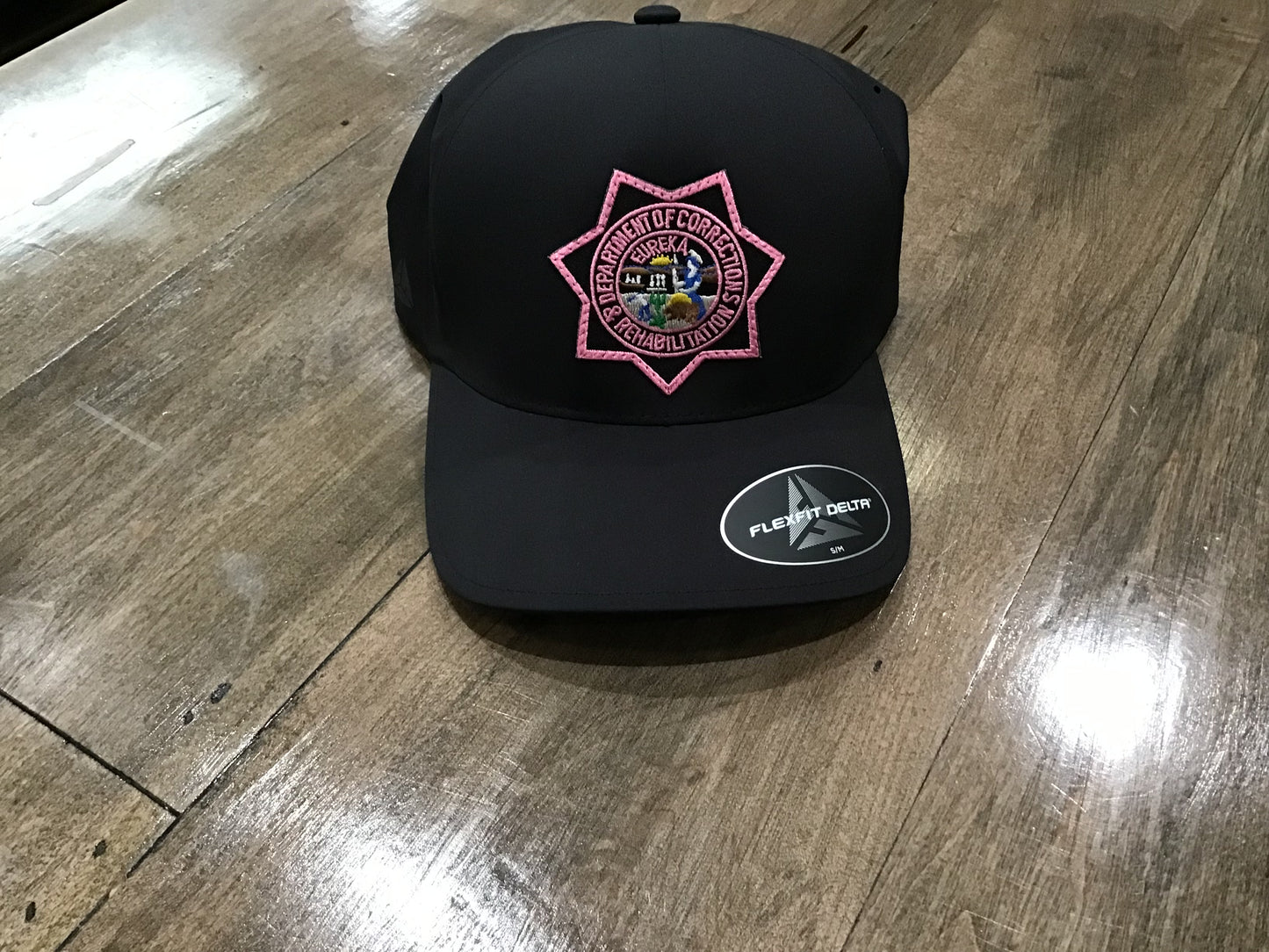 PA C938 FLEXFIT DELTA CAP BLK S/M